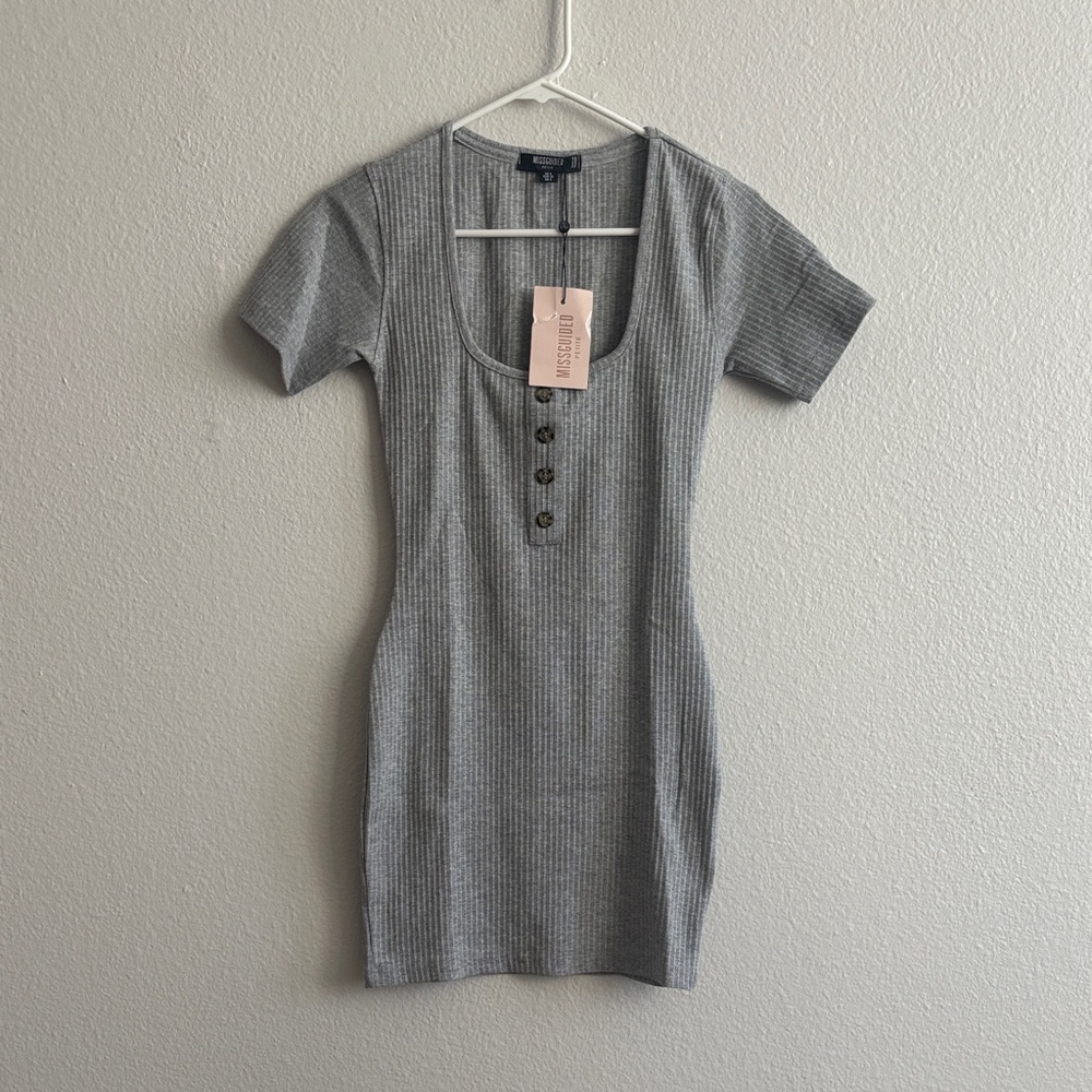 NWT MISSGUIDED Gray Ribbed Short Sleeve Dress - Petite